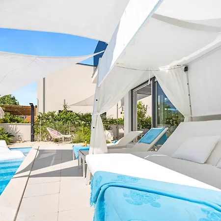 Дом отдыха Adriatic Paradise Водице